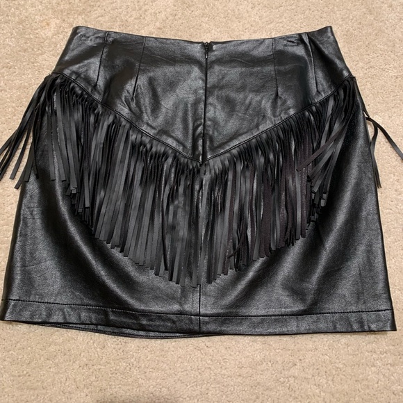 Leather fringe skirt - Picture 2 of 2
